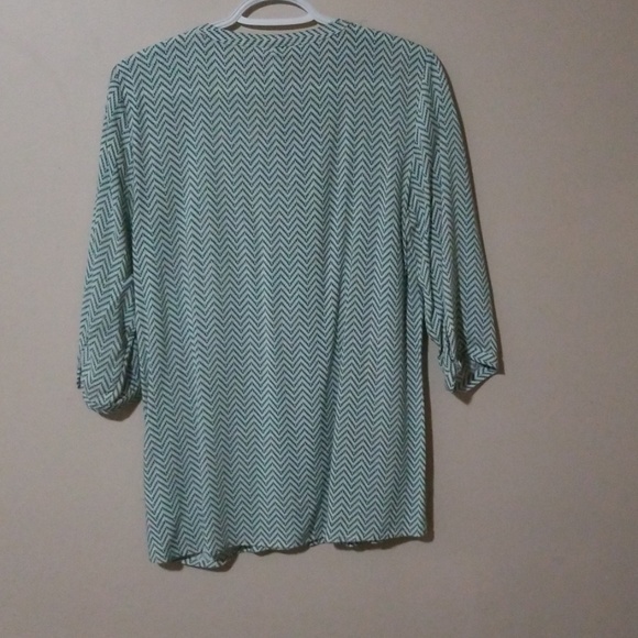 🌹Aqua Green Blouse - Picture 6 of 6